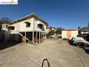 859 52nd Street, Oakland CA 94608