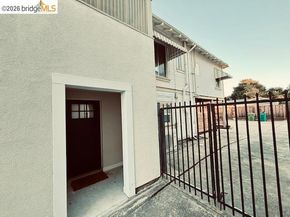 859 52nd Street, Oakland CA 94608