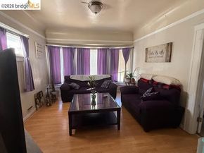 859 52nd Street, Oakland CA 94608