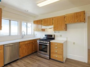 6312 Herzog Street, Oakland CA 94608