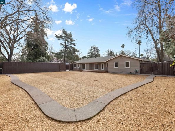 484 Diablo Rd, Danville CA 94526
