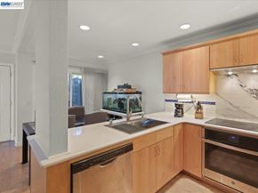 150 Aurora Plz, Union City CA 94587