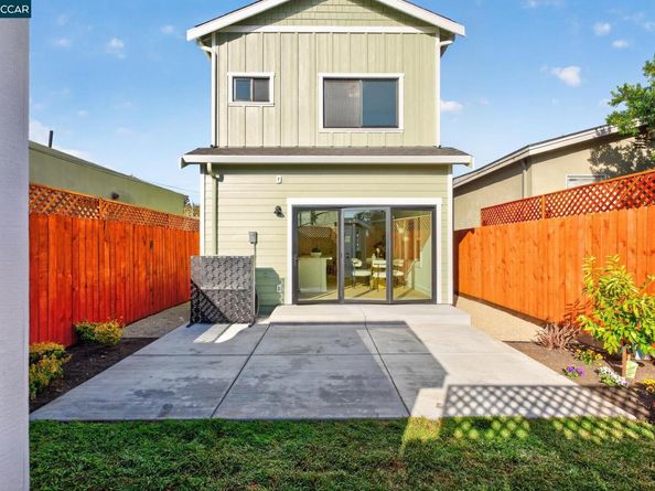 906 Adams, Albany CA 94706