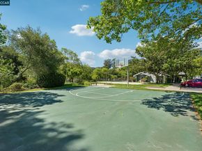 8035 Mountain View Dr C, Pleasanton CA 94588