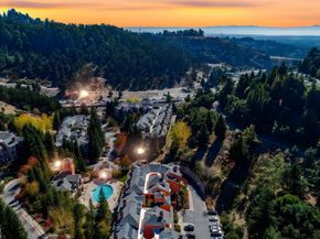 220 Caldecott 207, Oakland CA 94618