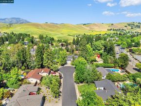 651 Derbyshire Pl, Danville CA 94526