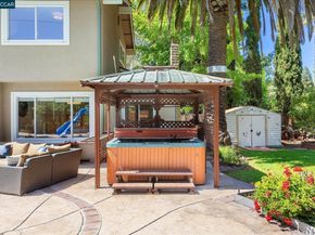 651 Derbyshire Pl, Danville CA 94526
