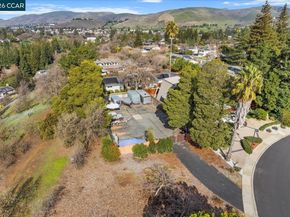 599 Mt Dell Dr, Clayton CA 94517