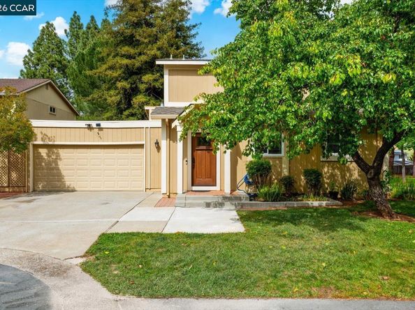 599 Mt Dell Dr, Clayton CA 94517
