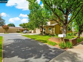 599 Mt Dell Dr, Clayton CA 94517