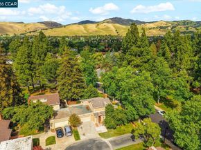 599 Mt Dell Dr, Clayton CA 94517