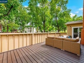 599 Mt Dell Dr, Clayton CA 94517