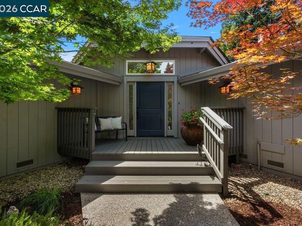 74 Bates Boulevard, Orinda CA 94563
