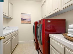 950 Maplegate Ct, Concord CA 94521