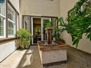 950 Maplegate Ct, Concord CA 94521