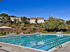 950 Maplegate Ct, Concord CA 94521