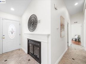 2170 Ralmar Ave, East Palo Alto CA 94303