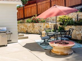 2473 Centennial Ln, Hayward CA 94541