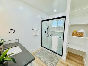 2427 67Th Ave, Oakland CA 94605