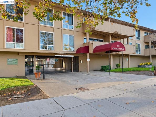 260 Industrial Pkwy 25, Hayward CA 94544