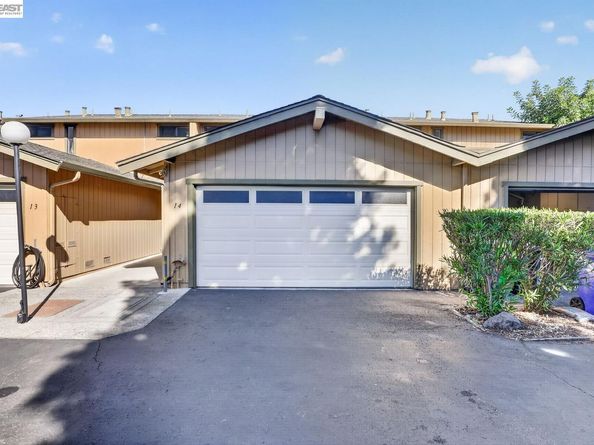 20111 W Ridge Ct, Castro Valley CA 94546