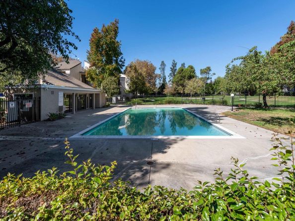 39400 Albany Common Apt C, Fremont CA 94538