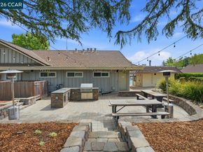 204 Miramonte Dr, Moraga CA 94556