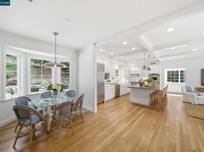 3 Honey Hill Ct, Orinda CA 94563