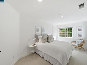 3 Honey Hill Ct, Orinda CA 94563