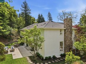 3 Honey Hill Ct, Orinda CA 94563