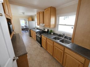 1710 Gaynor Ave, Richmond CA 94801