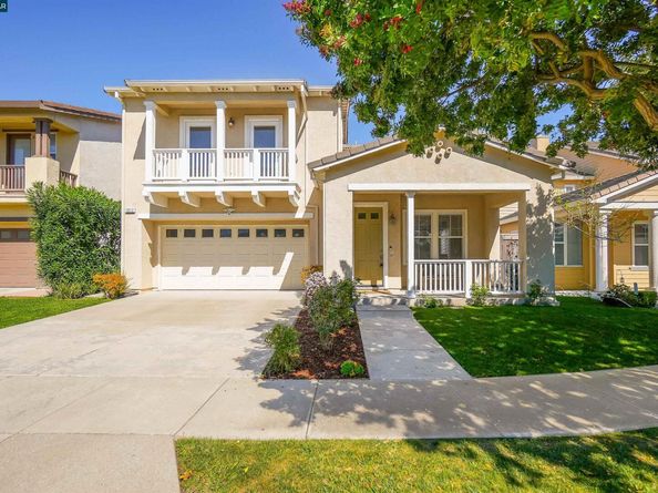 1012 Salt Spray Ter, Hercules CA 94547