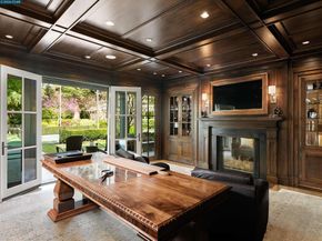 Undisclosed Address #41127983, Diablo CA 94528