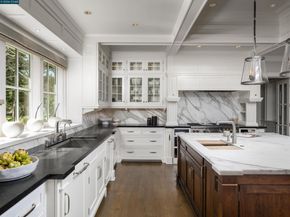 Undisclosed Address #41127983, Diablo CA 94528