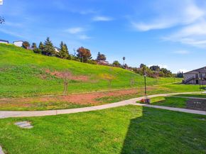 267 Famoso Plz, Union City CA 94587