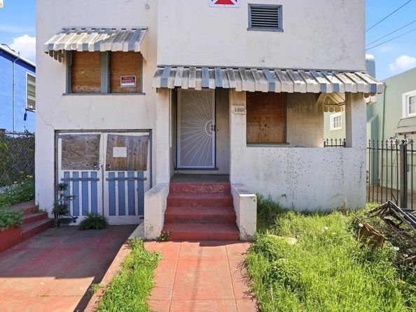1610 52nd Ave, Oakland CA 94601