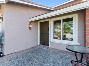 36671 Ponderosa Ct., Newark CA 94560