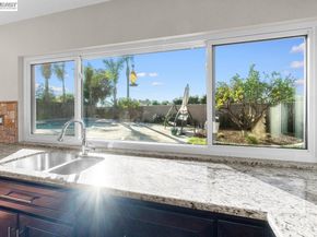 36671 Ponderosa Ct., Newark CA 94560