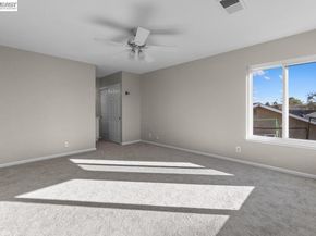 36671 Ponderosa Ct., Newark CA 94560