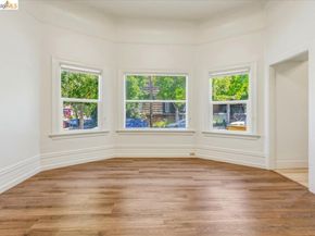 2529 Ellsworth St, Berkeley CA 94704