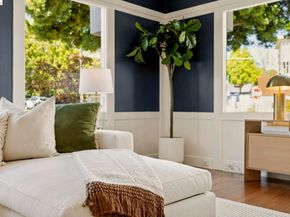 405 Van Buren Ave., Oakland CA 94610