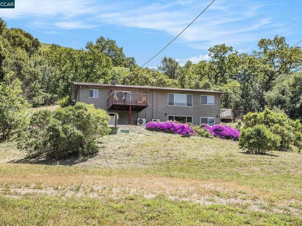 5745 Alhambra Valley Rd, Martinez CA 94553