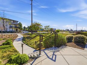 440 Pawnee Ln, Alameda CA 94501