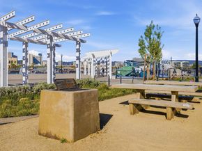440 Pawnee Ln, Alameda CA 94501