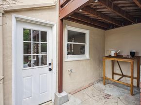 2609 Charleston St, Oakland CA 94602