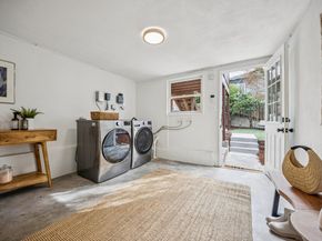 2609 Charleston St, Oakland CA 94602