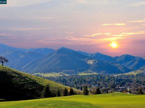 406 Mt Sequoia Ct, Clayton CA 94517