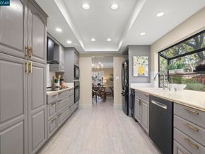 406 Mt Sequoia Ct, Clayton CA 94517