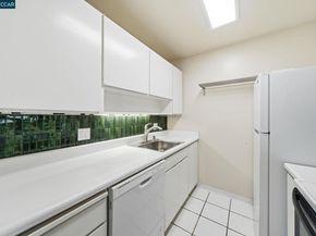 470 N Civic Drive 405, Walnut Creek CA 94596