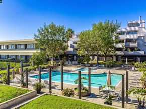 1 Embarcadero W 164, Oakland CA 94607